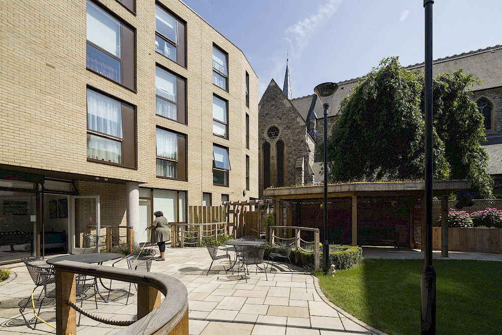 St Peter's House → Pollard Thomas Edwards